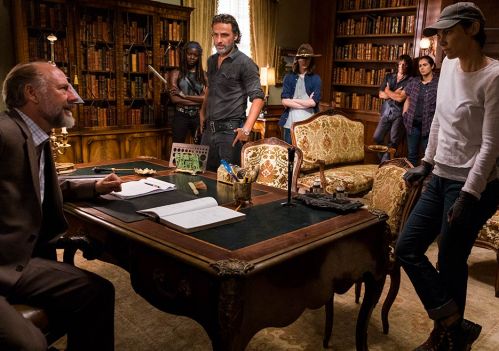 the-walking-dead-episode-709-rick-lincoln-maggie-cohan-935